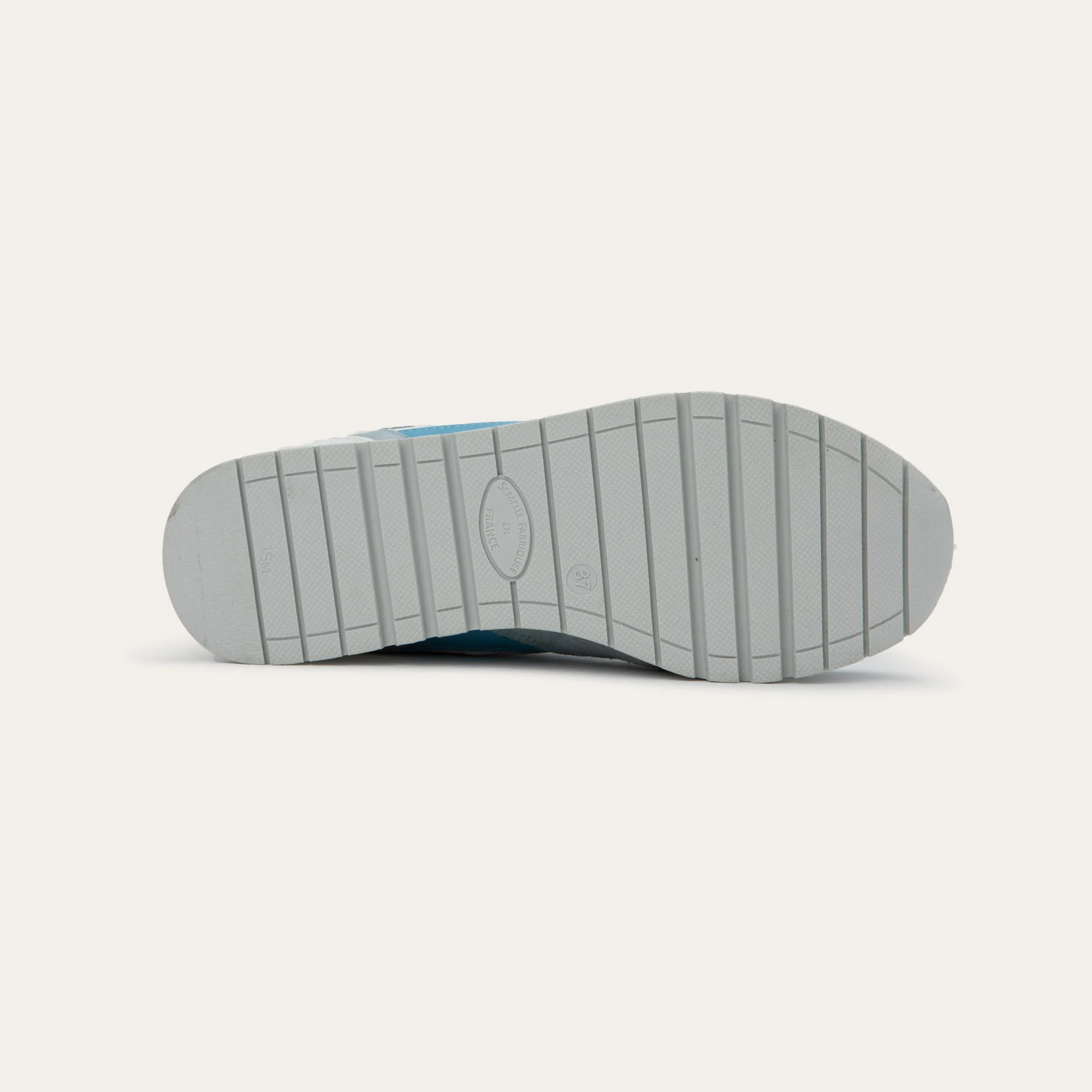 Collins - Image 4