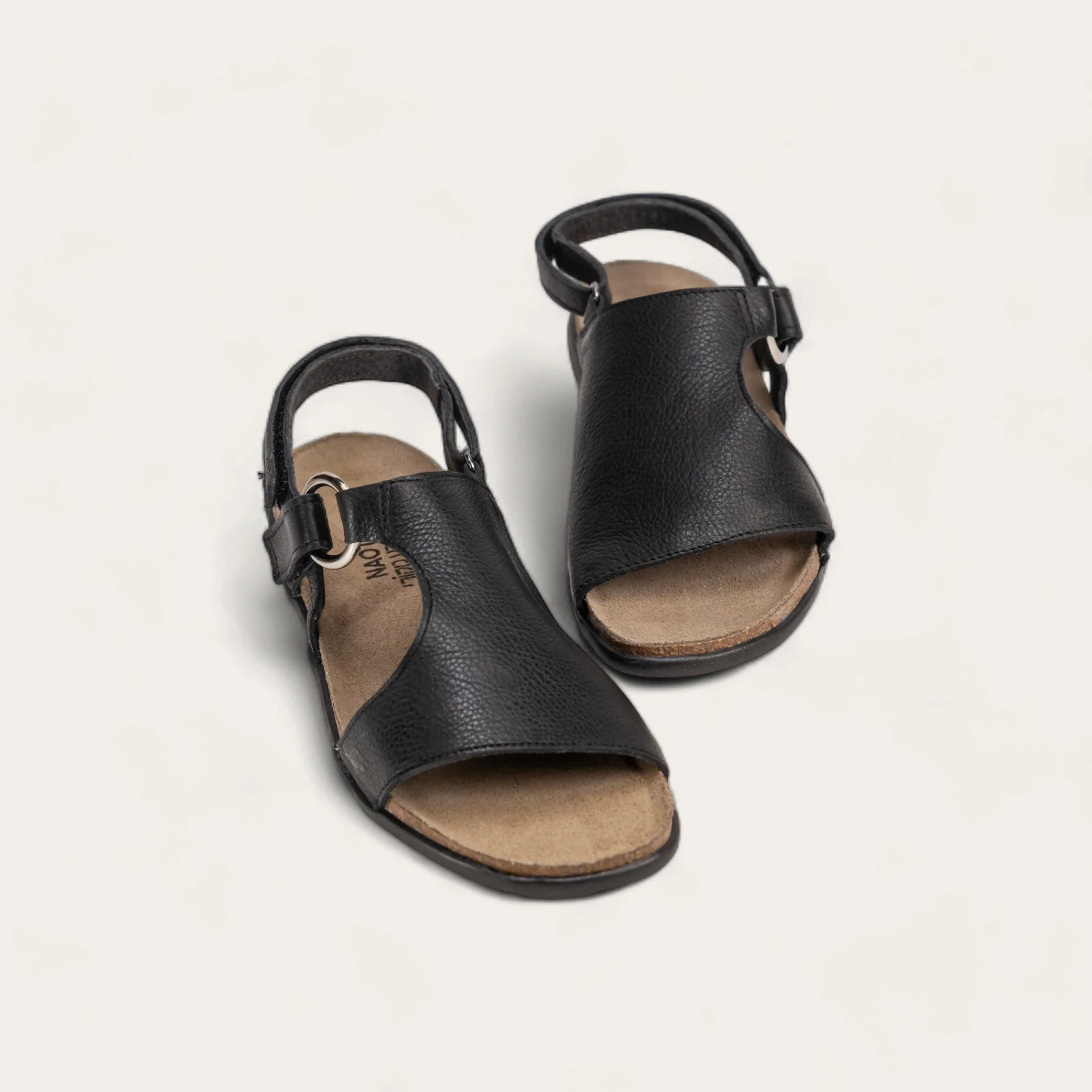 Olivia - Image 6